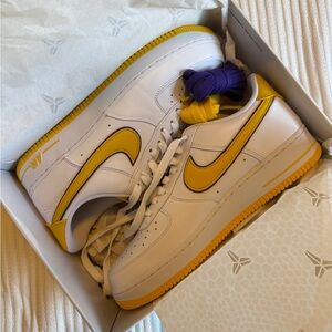 Nike Air Force 1 Low Retro QS KB in White and Gray